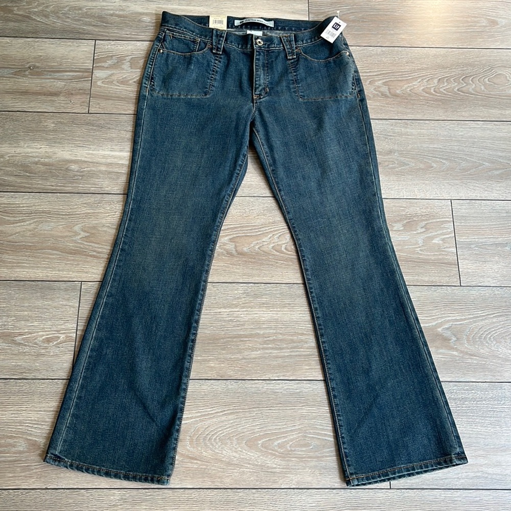 NWT GAP ORIGINAL jeans Low rise boot, cut size 14 regular